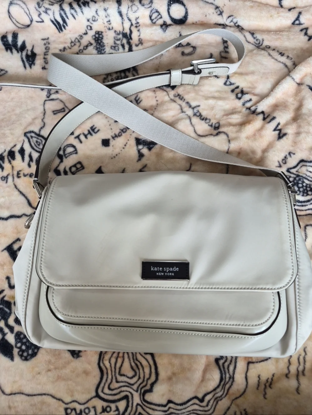 Kate Spade New York Cream/Ivory Messenger Bag